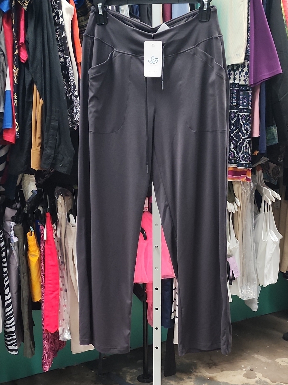 Charcoal Gray Pull-On Activewear Yogipace Pants